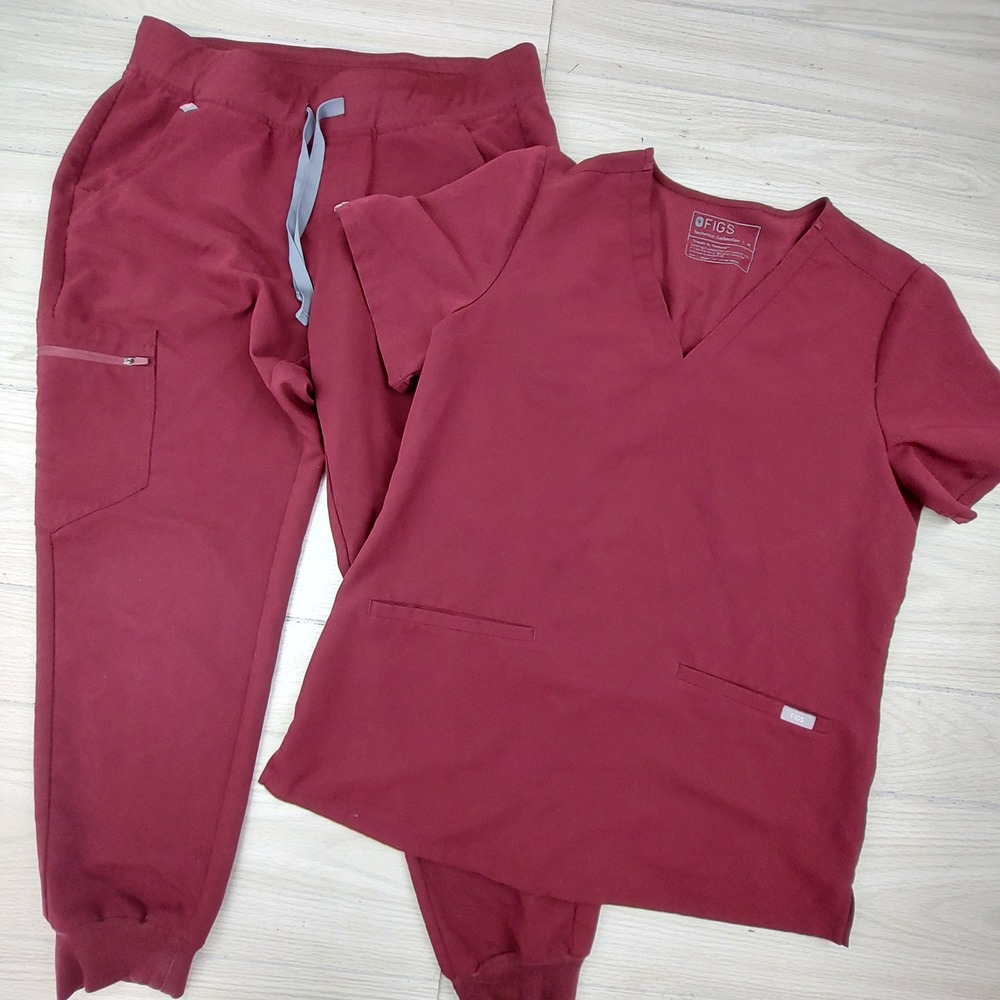 FIGS Technical Collection Scrub Set Women M Burgundy V-Neck Jogger Pants